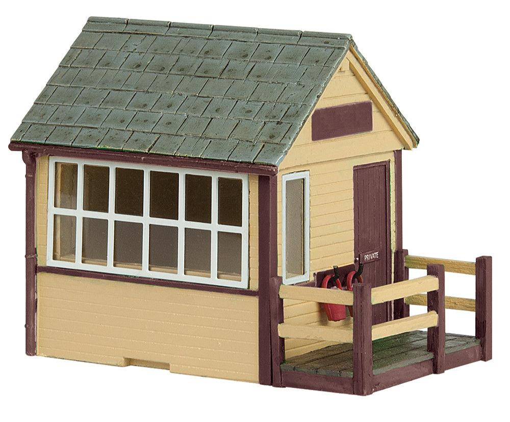 Pre-Owned Narrow Gauge (OO9) Signal Cabin Brown