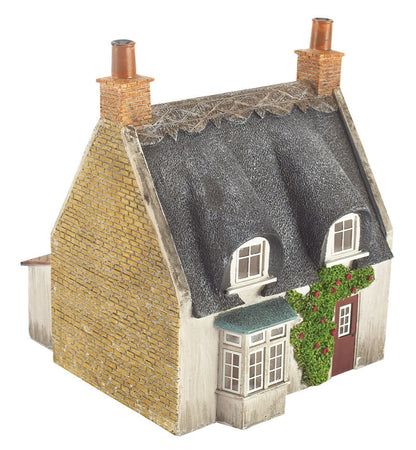 Thatched Cottage - Honey Stone & Red Door