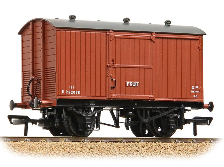 38-385B LNER 12T Ventilated Fruit Van BR Bauxite (Early) No.E222078