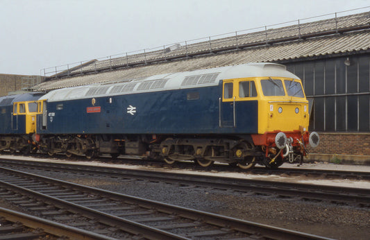Class 47 BR Blue 'Great Eastern' No.47581 Diesel Locomotive - DCC Sound