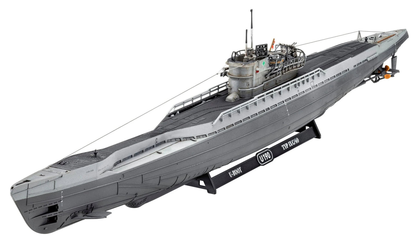 German Submarine Type IX C/40 (U190) (1:144 Scale) Model Kit