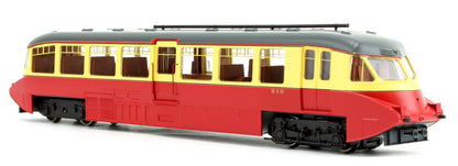 Pre-Owned Streamlined Railcar BR Lined Carmine/Cream Diesel Locomotive No.W8 - DCC Fitted