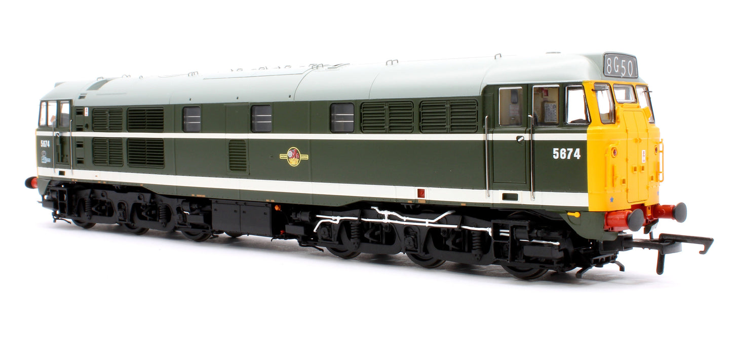 Pre-Owned ACC2740-5674DCC Class 31 No.5674 BR Green (full yellow ends, LU trip cock & tabet catcher recess) Diesel Locomotive (DCC Sound)