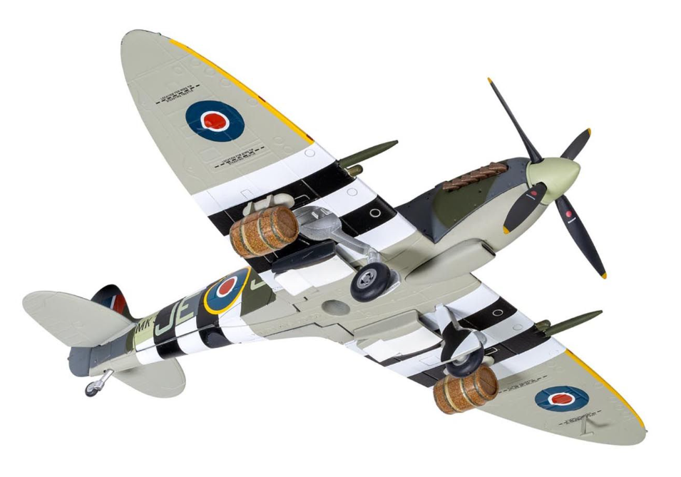 Supermarine Spitfire Mk.IX W/Cdr. J.E. Johnson