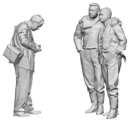 1:32 Scale RAF Through the Ages - World War Two - RAF Photographer and Pilots