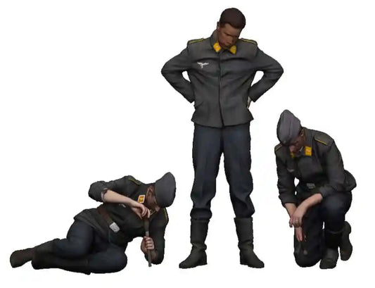 1:76 Scale World War Two - Luftwaffe Ground Crew