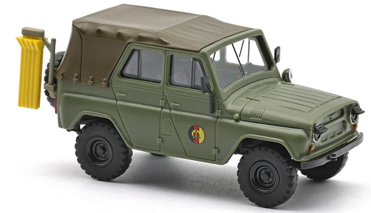 BUS52124 UAZ 469, Missile service NVA