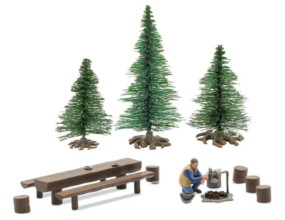 BUS5433 Small campfire with figure