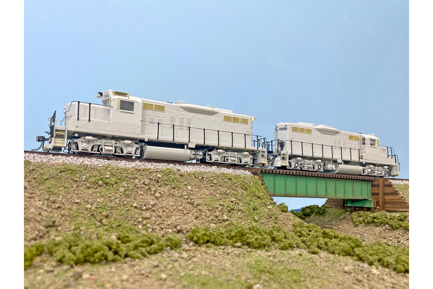 HO GP9u (DC/DCC/Sound): Southern Rwy of BC: #108