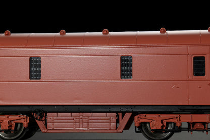 C2021 LMS 42ft GUV Parcels Van BR Crimson M37719