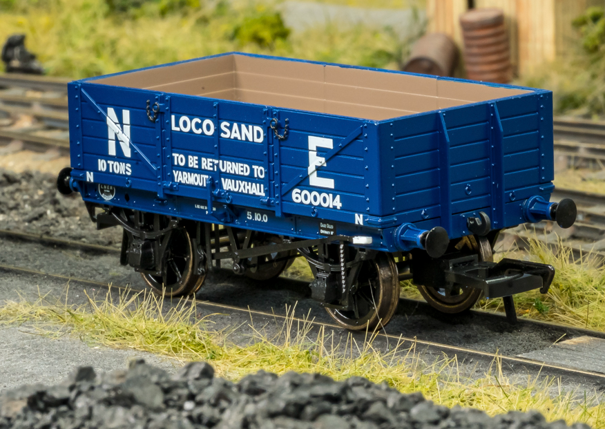 972014 GER Dia.17 5-Plank Open Wagon NE Loco No.600014