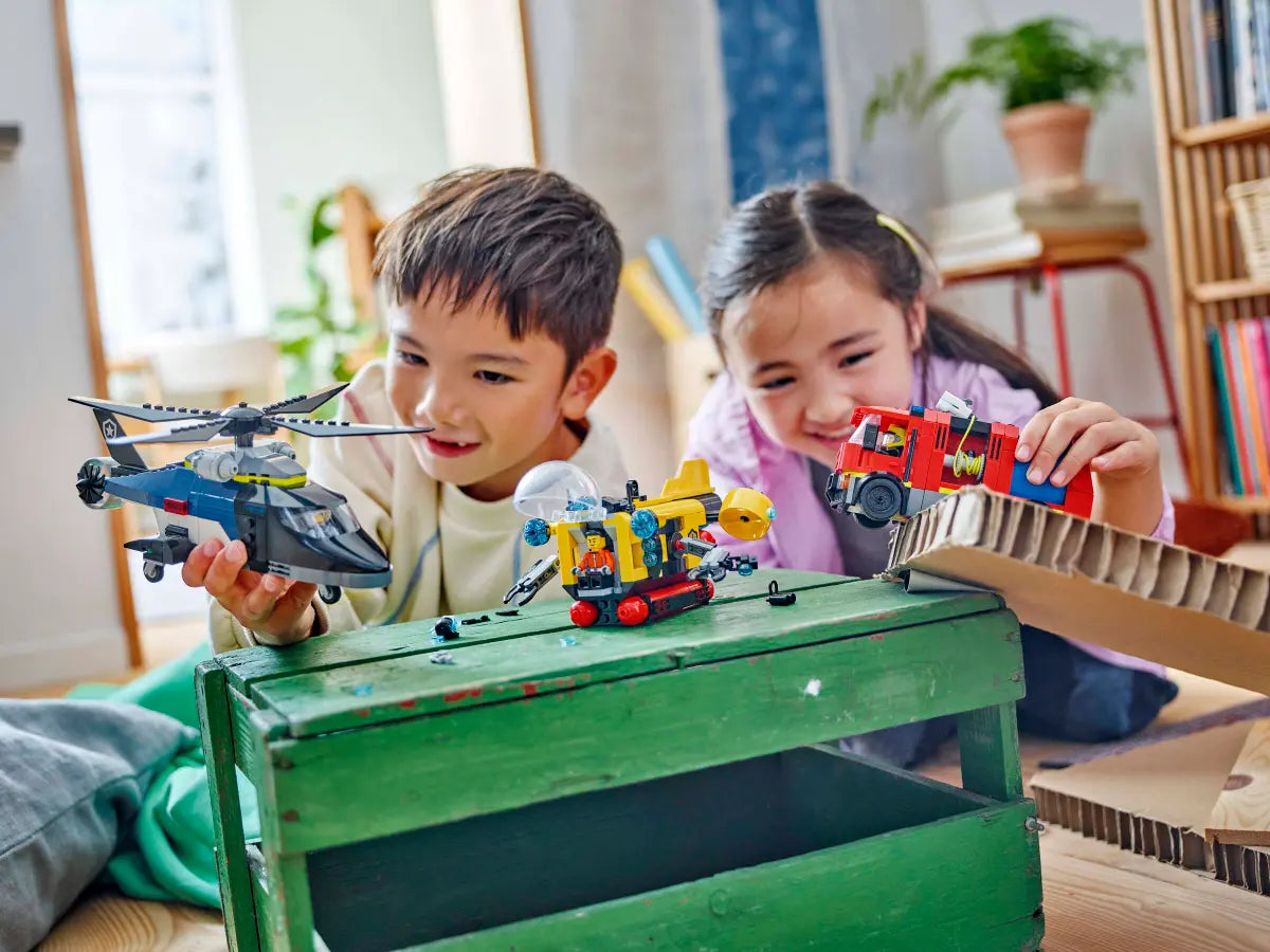 Lego City Helicopter, Fire Truck & Submarine Remix - 60462