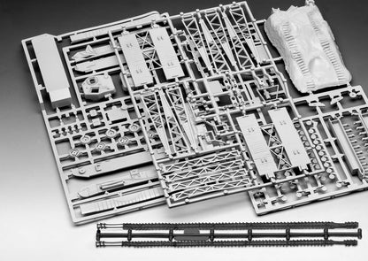 Model Set Churchill A.V.R.E. (1:76 Scale) Model Kit