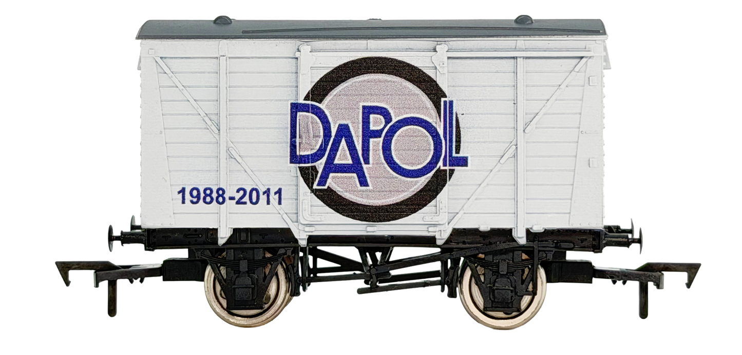 4F-011-197 Ventilated Van Dapol Logo 1988-2011