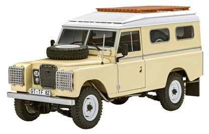 Model Set Land Rover Series III LWB Commercial (1:24 Scale) Model Kit