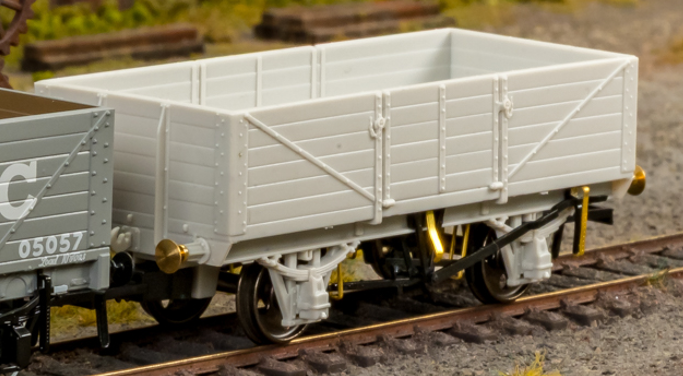 995004 GCR Dia. 9A/9B 6-Plank - No. 62051 WD Grey
