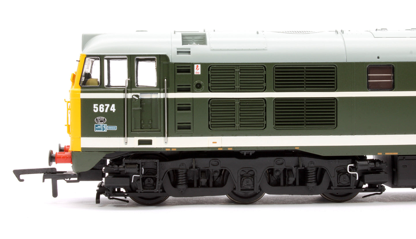 Pre-Owned ACC2740-5674DCC Class 31 No.5674 BR Green (full yellow ends, LU trip cock & tabet catcher recess) Diesel Locomotive (DCC Sound)