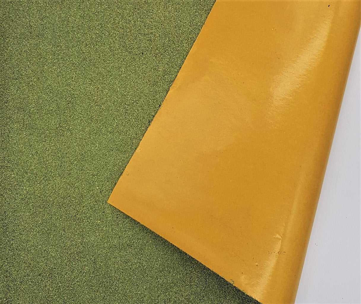 Self Adhesive Mat - Spring Green - 300mm x 1000mm