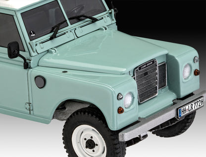 Land Rover Series III LWB Station Wagon (1:24 Scale) Model Kit