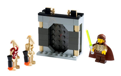 Pre-Owned Lego Star Wars Jedi Defense II - 7204