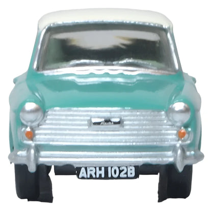 Austin A40 MkII Fern Green/Snowberry White