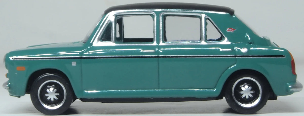 76AUS008 Austin 1300 GT Aqua