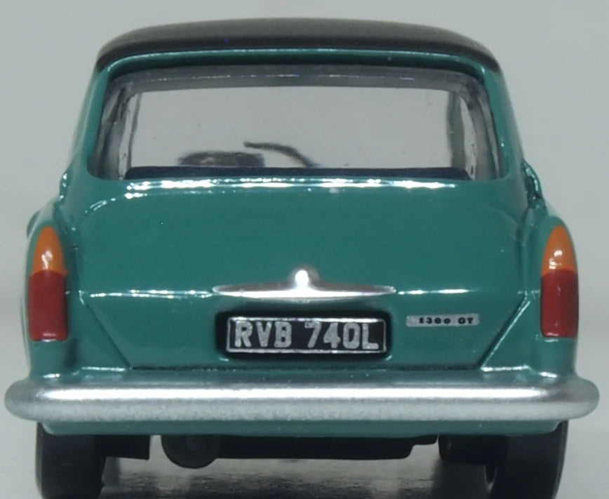 76AUS008 Austin 1300 GT Aqua