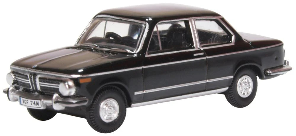 BMW 2002 Black