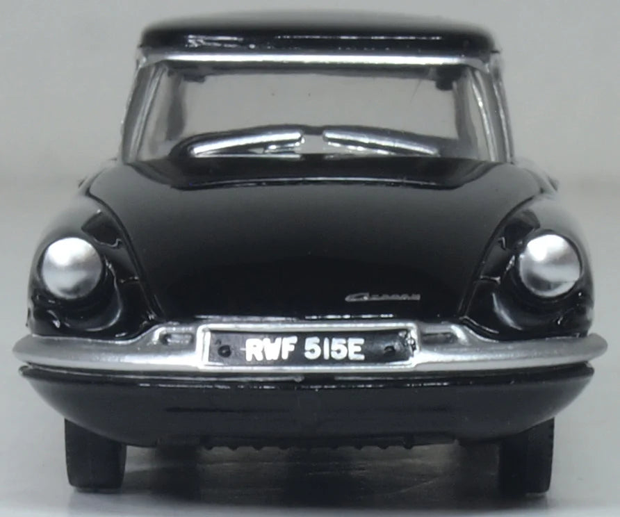 76CDS007 Citroen DS19 Black