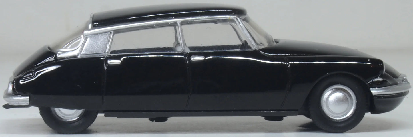 76CDS007 Citroen DS19 Black