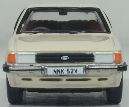 76FC5003 Ford Cortina Mk5 Cordoba Beige