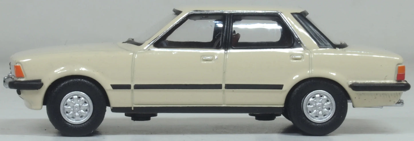 76FC5003 Ford Cortina Mk5 Cordoba Beige