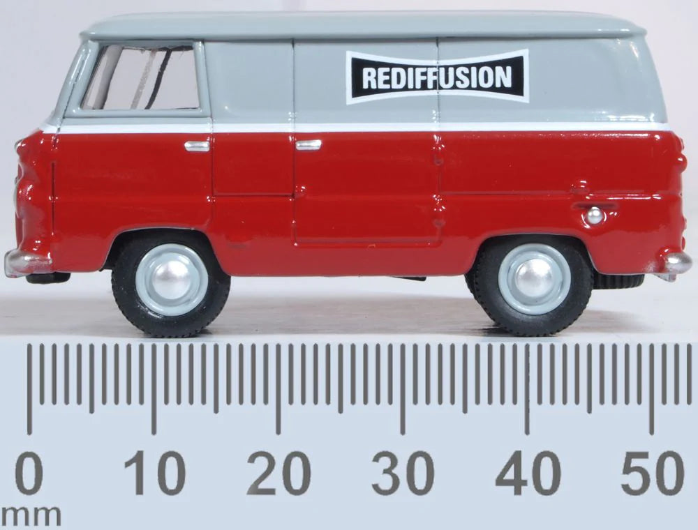 Ford 400E Van Rediffusion