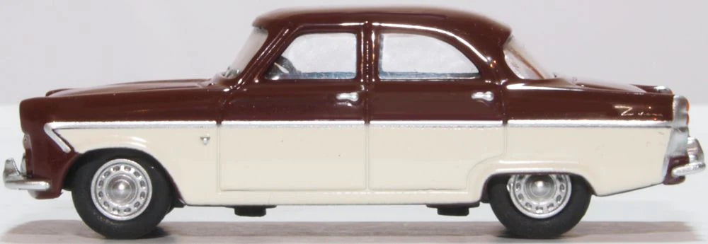 Ford Zodiac MkII Imperial Maroon/Ermine White