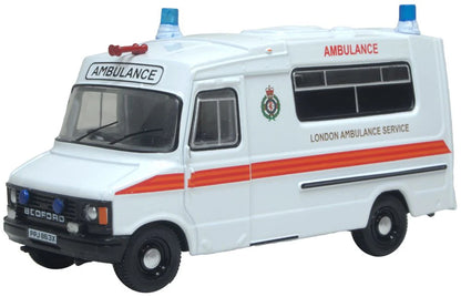 76HAN002 Bedford CF Hanlon Ambulance London Ambulance Service (OFAH)