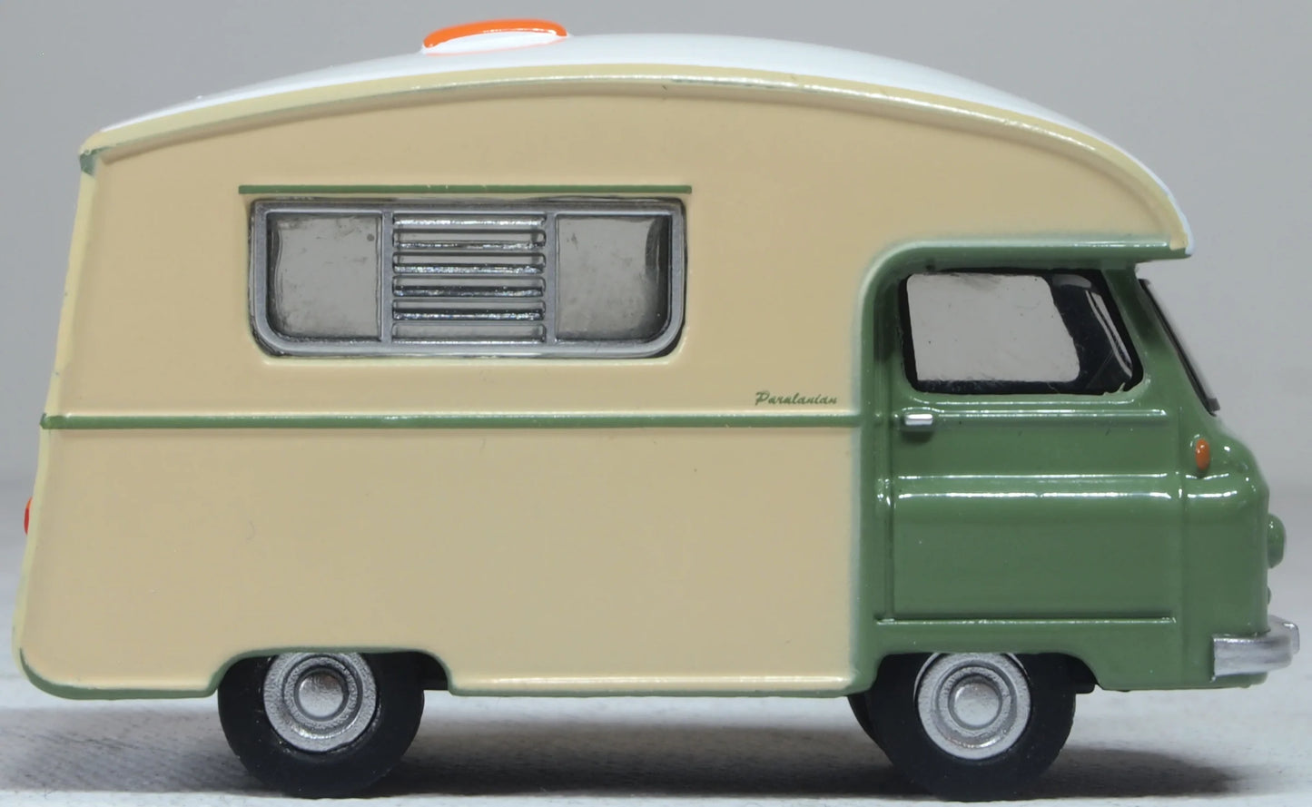 Morris J2 Paralanian 1963 Sage Green/Pale Ivory