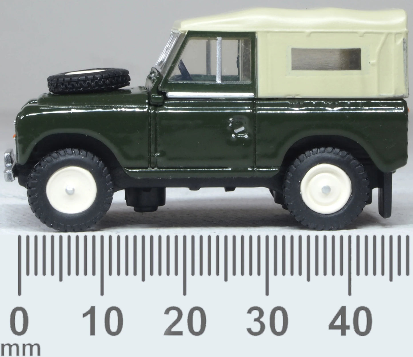 Land Rover Series 2A SWB Canvas Bronze Green