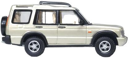 Land Rover Discovery 2 White Gold