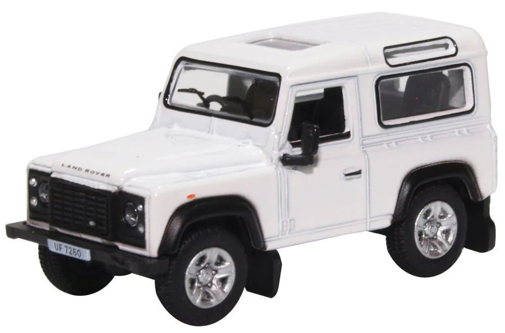 Land Rover Defender 90 Station Wagon White (HK Reg)