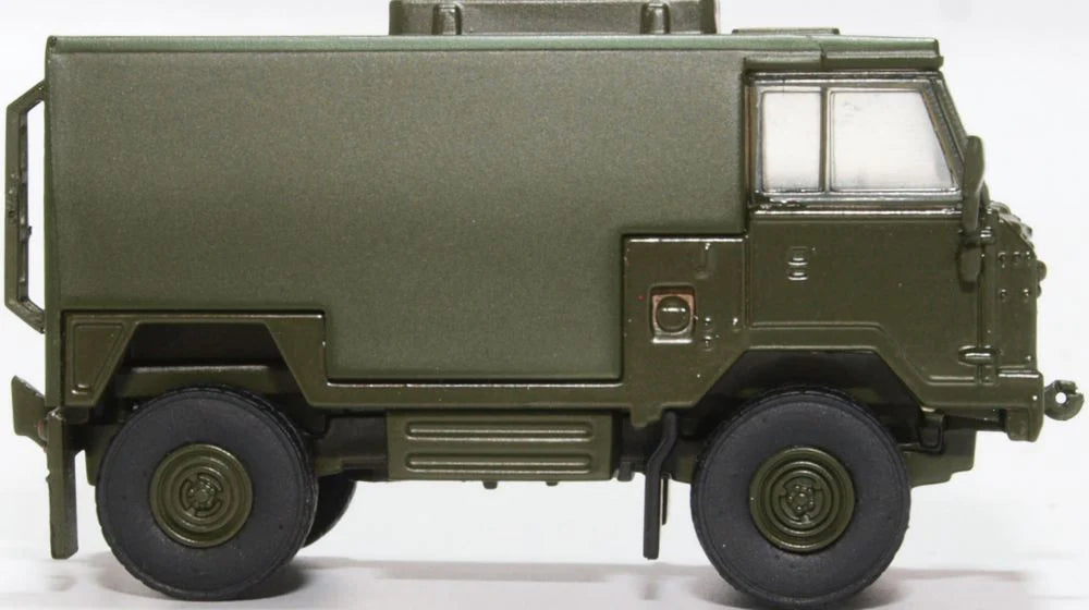 Land Rover FC Signals Nato Green