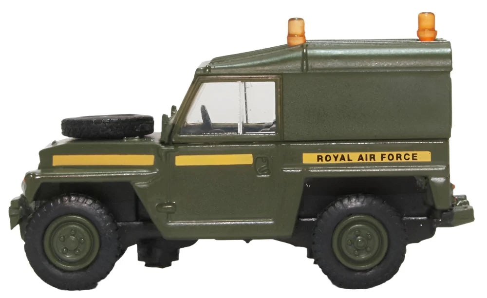 76LRL005 Land Rover Lightweight RAF