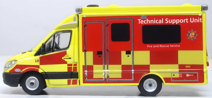 Mercedes Ambulance Bedfordshire Fire & Rescue Support Unit