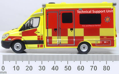 Mercedes Ambulance Bedfordshire Fire & Rescue Support Unit