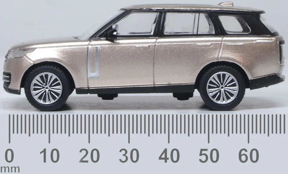 Range Rover L460 SWB 1st Edition Batumi Gold