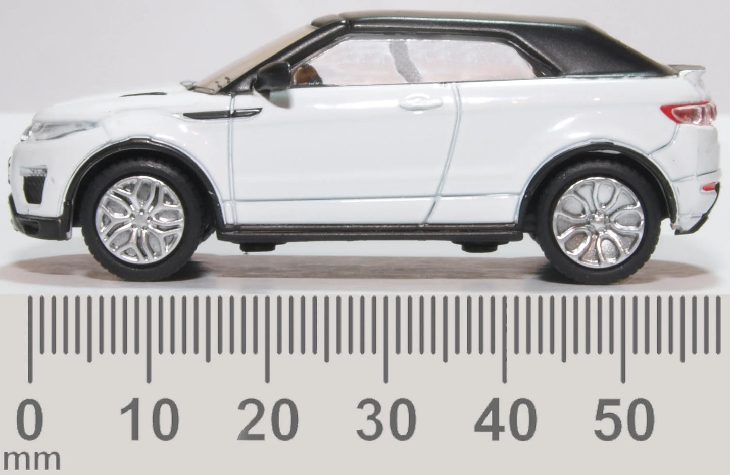 Range Rover Evoque Convertible Fuji White