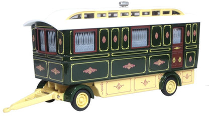 76SCV002 Showmans Caravan Green