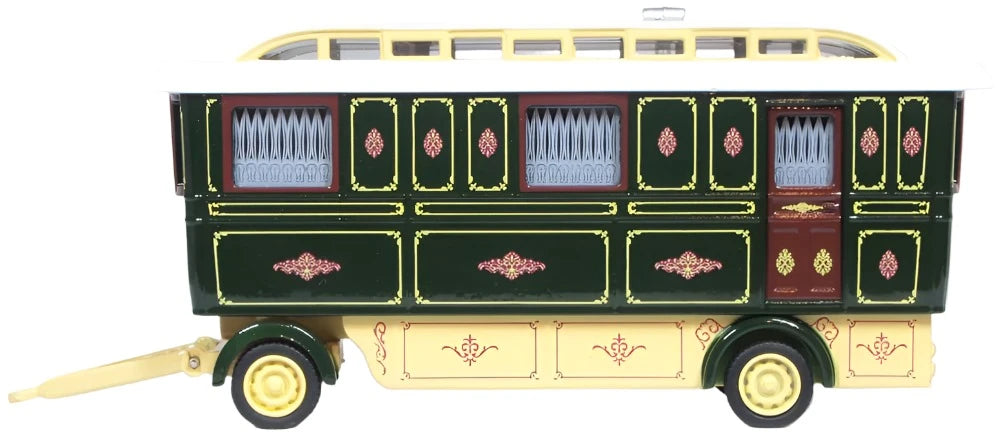 76SCV002 Showmans Caravan Green