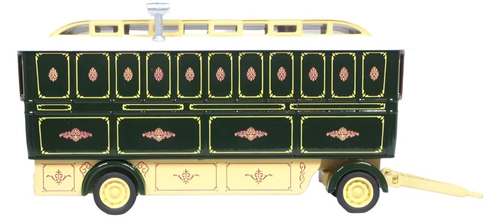 76SCV002 Showmans Caravan Green