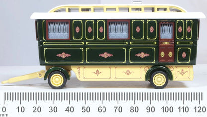 76SCV002 Showmans Caravan Green