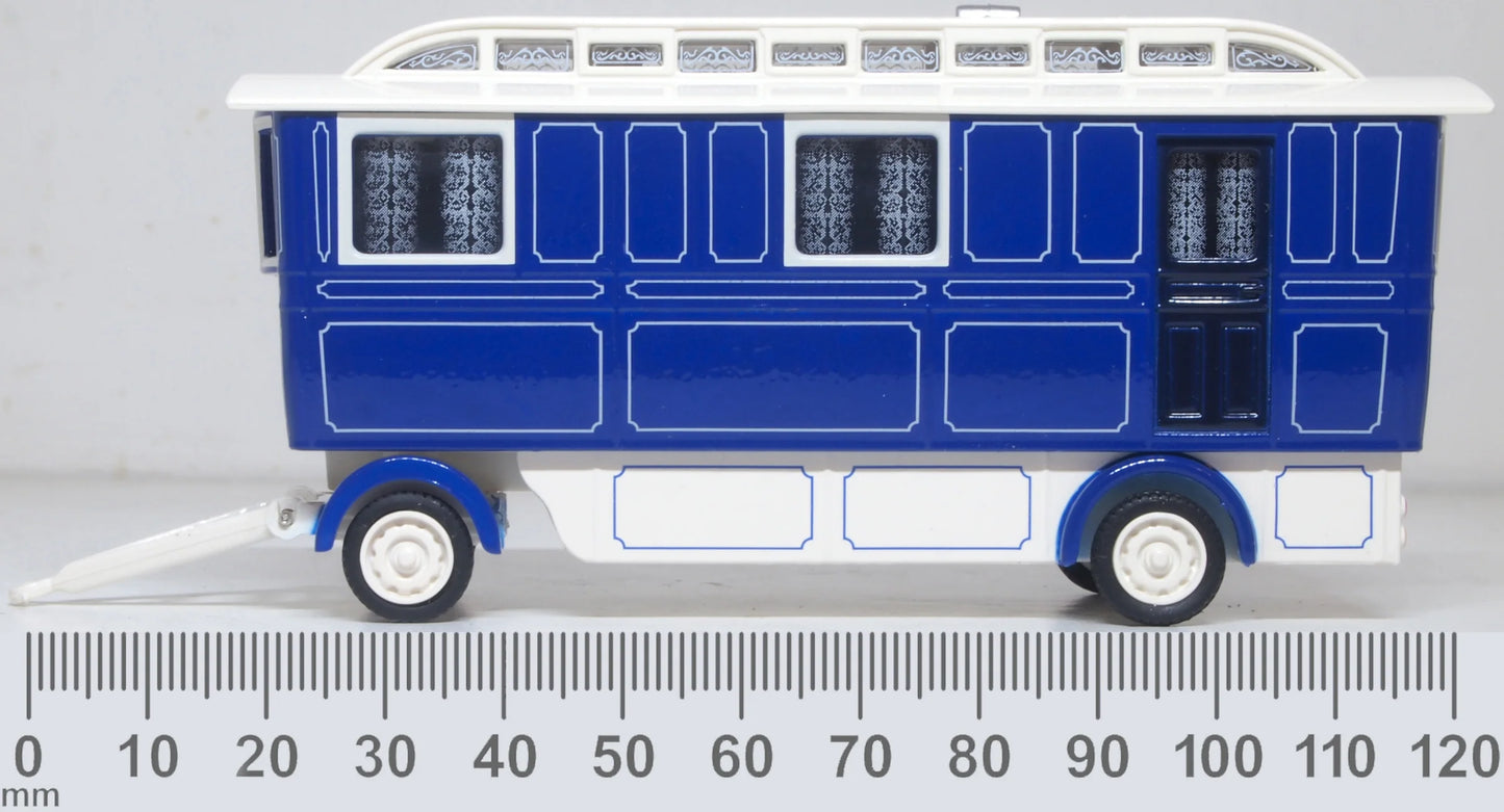 76SCV003 Showmans Caravan Blue/Cream